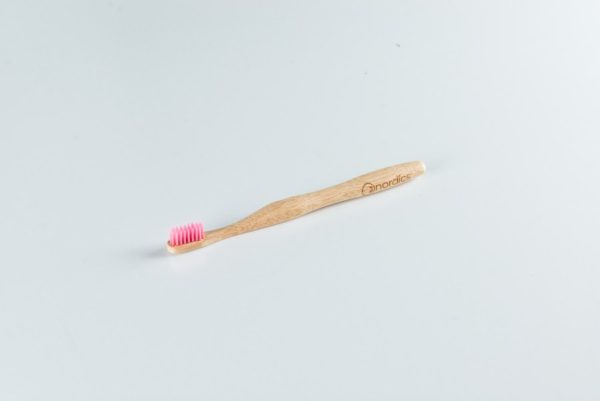 Nordics Bambus-Zahnbürste für Erwachsene, rosa Borste soft-medium Stck